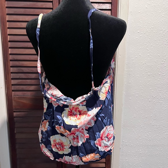 Old Navy adjustable cami - Picture 2 of 2